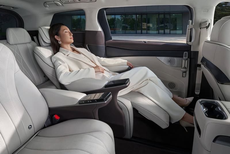 เช่ารถตู้ไฟฟ้าพร้อมคนขับ ห้องโดยสารพรีเมี่ยม